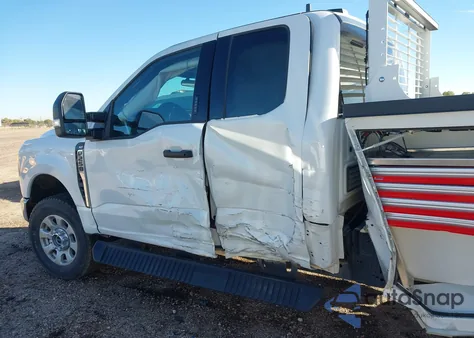 2024 Ford F-250 Xlt из США, поврежденный, VIN 1FT7X2BN4REC81797